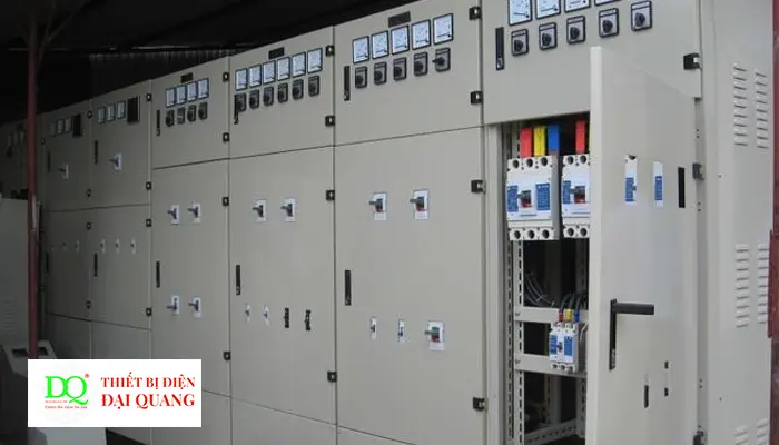Tủ Điện ngăn chứa MCCB tại Thiết Bị Điện Đại Quang